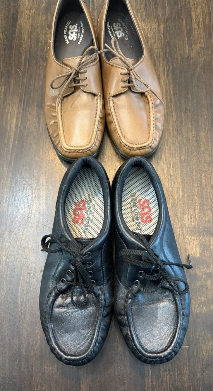 (2) SAS Women's Lace Up Loafers Black & Brown Moccasin Size 8